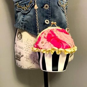 Cupcake Purse